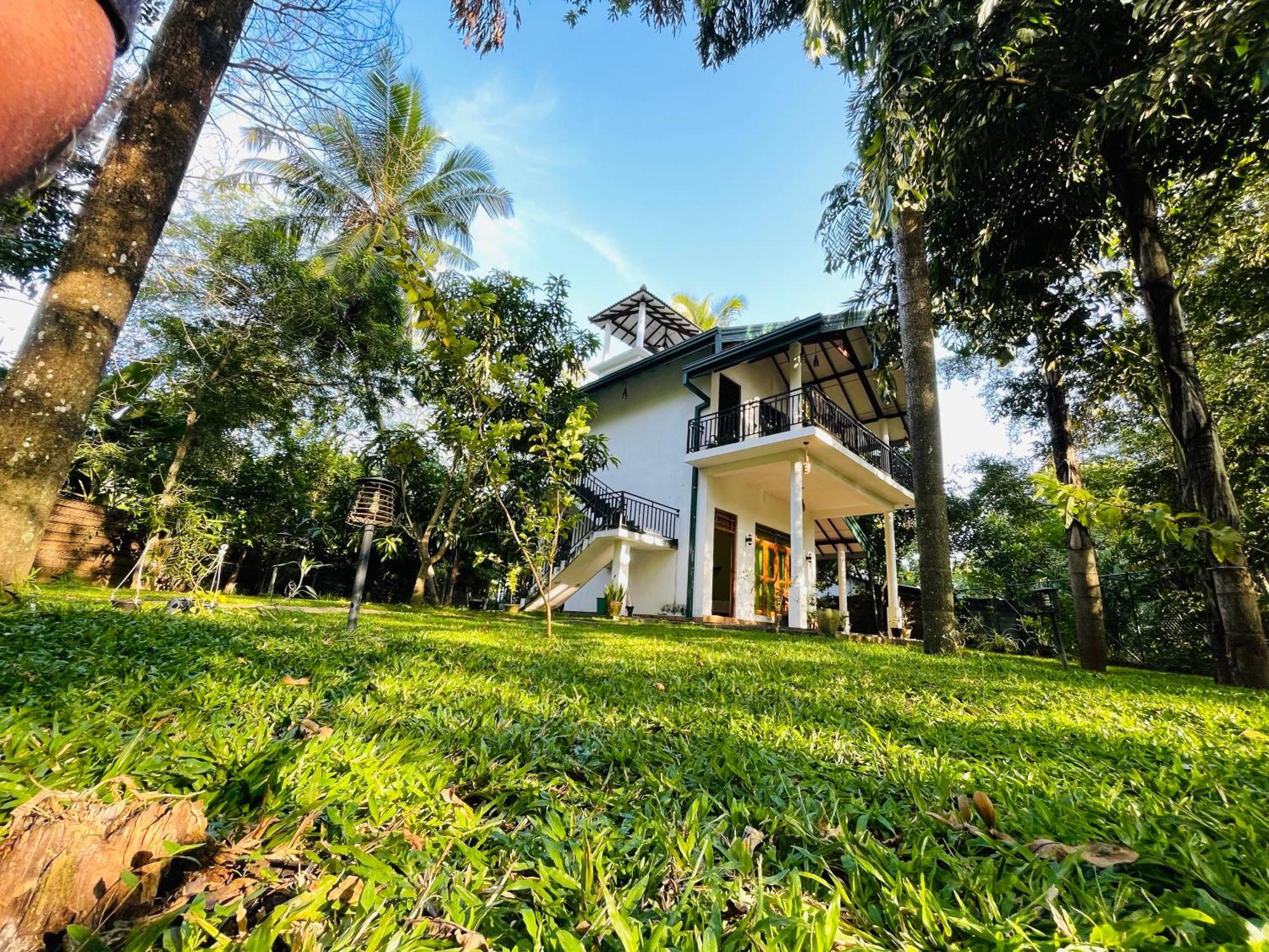 Yala Safari River View Hotel Tissamaharama Eksteriør bilde
