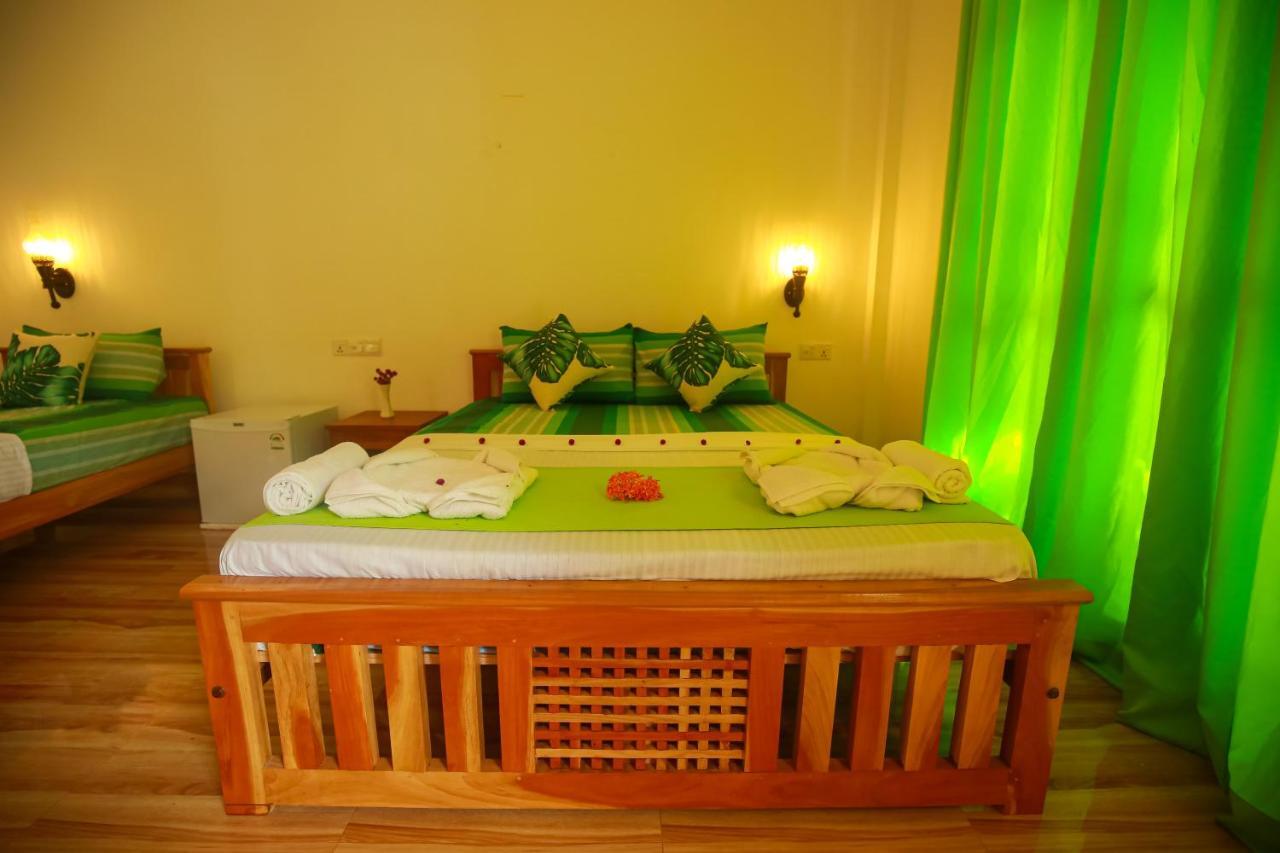 Yala Safari River View Hotel Tissamaharama Eksteriør bilde